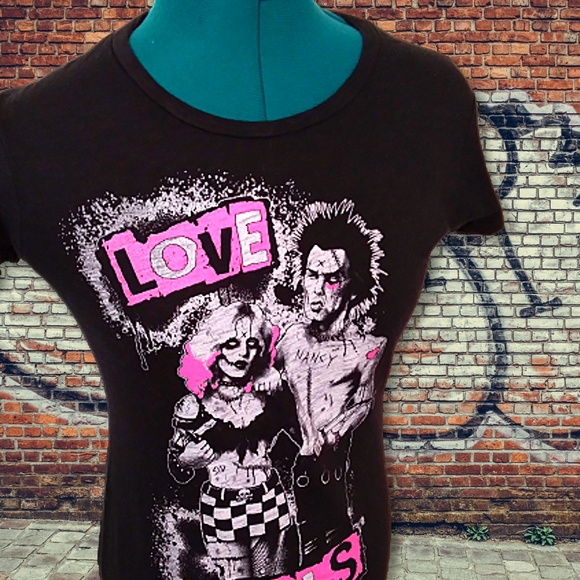 Zion Rootswear Tops - Vintage Sid & Nancy Love Kills Tee | Too Fast Black & Hot Pink Medium Babydoll